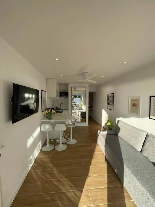 Apartamento Acapulco L&J Rosas